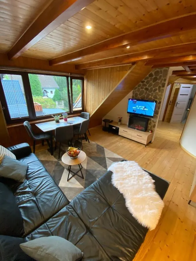Goralska Osada Karpacz - Apartametny 0*,